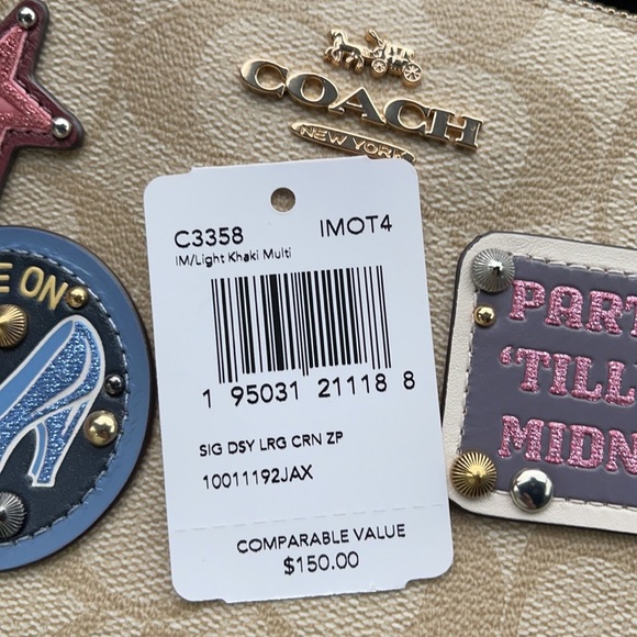 COACH SIGNATURE DISNEY LARGE CORNER ZIP WALLET - Picture 5 of 16